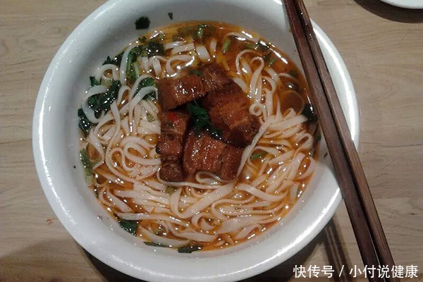 糖尿病|得了糖尿病，不能吃面条？吃素能降血糖？是时候了解真相了