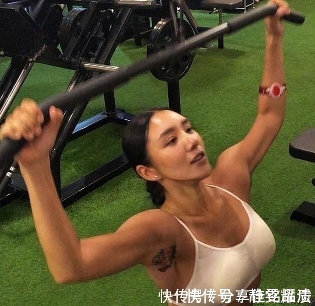 臀围|韩国第一美臀是她,体重132斤,臀围堪比卡戴珊,力量训练真香