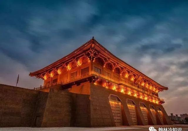 孝皇帝|女皇武则天,给岳父李世民改名,影响后世千年,无字碑最初有碑文