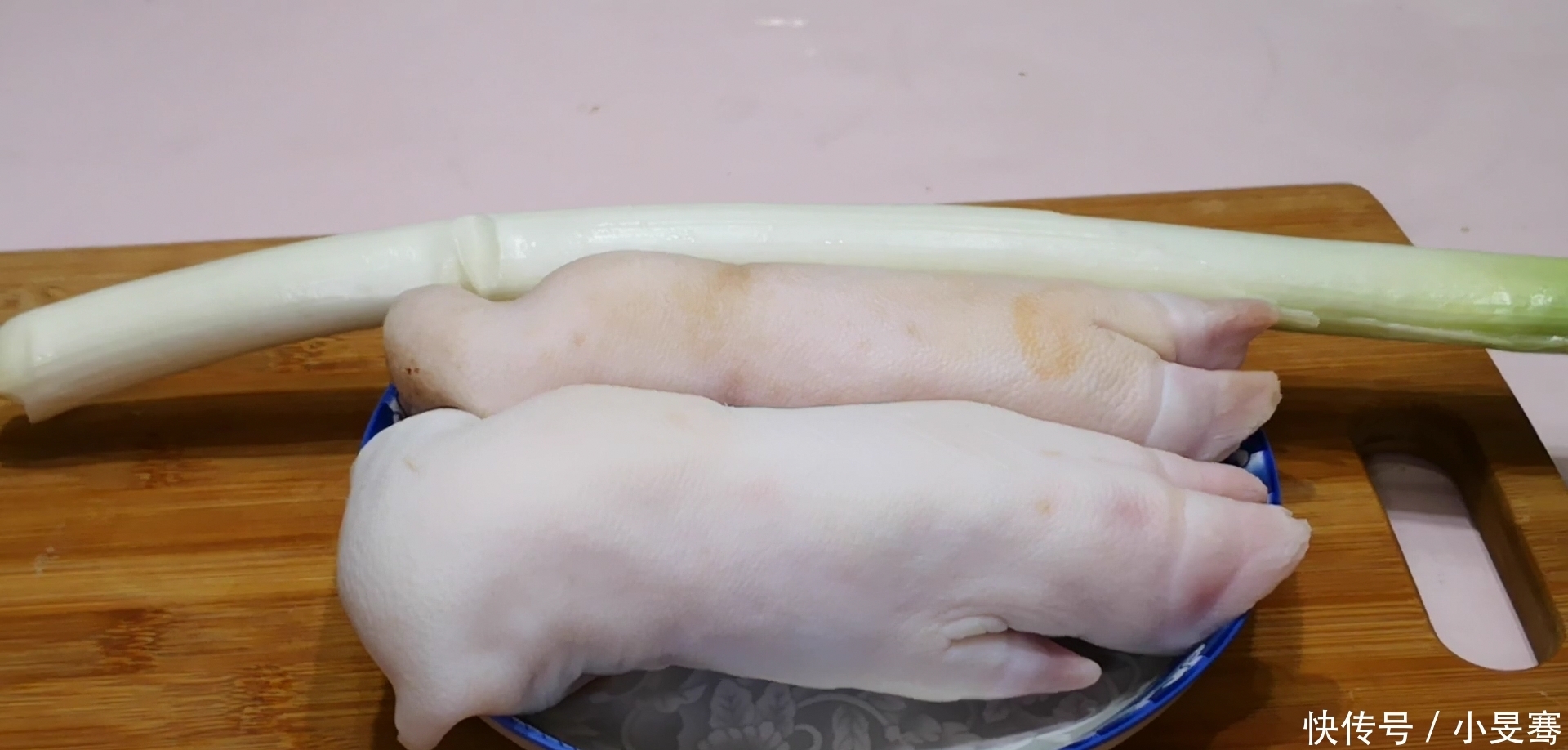猪蹄|爱吃猪蹄的人要留意了,猪前蹄和后蹄有何区别?看后涨知识