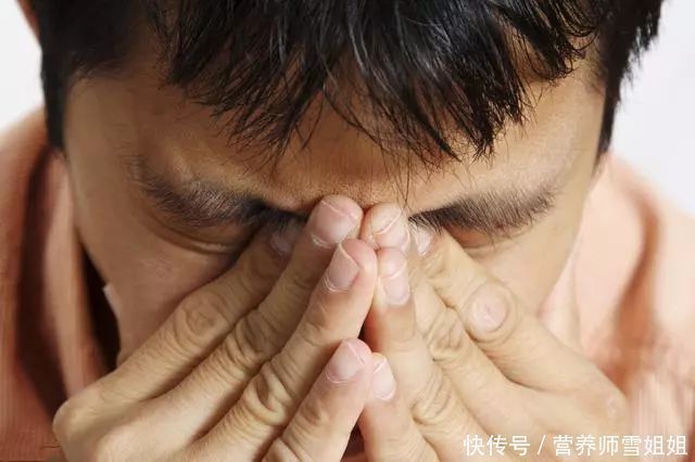 胰岛素|睡觉时,经常出现4种异常,十有八九血糖过高了,需严防并发症