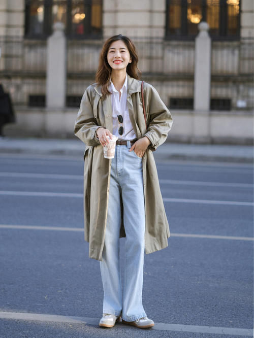 春天，解锁风衣的时髦穿法：和这几条裤子搭配