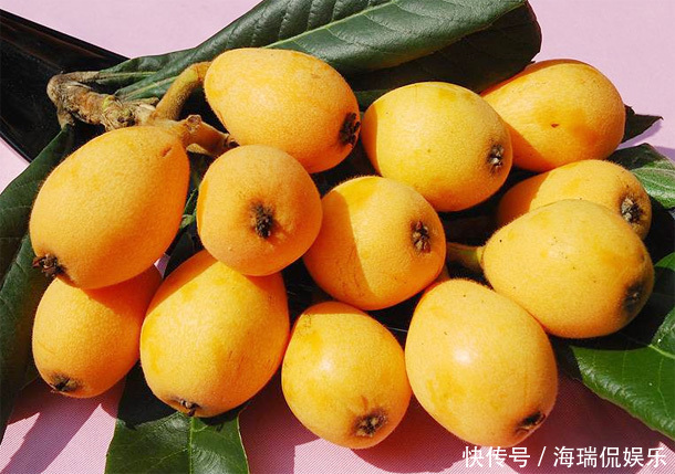 女人50岁后,天冷多吃4种“美容果”,排毒美白润肤,滋养子宫