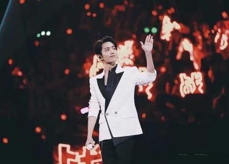 王一博|晚会前大预热!除了肖战外,王一博也名列在内,燃炸舞台的节奏