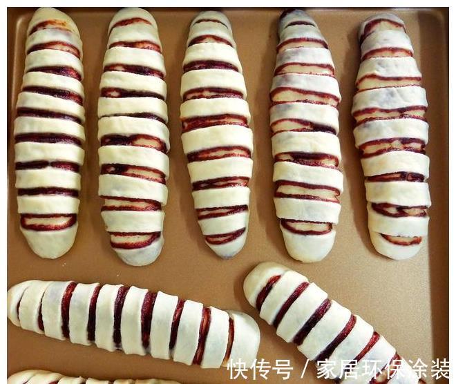 毛毛虫|在家做毛毛虫面包，没有一点添加剂，小朋友最喜欢，真是好吃极了