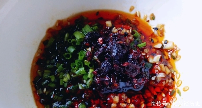 矮个子|父母都是矮个子,孩子上初中1米7,一周吃5回它,喝牛奶都不如它