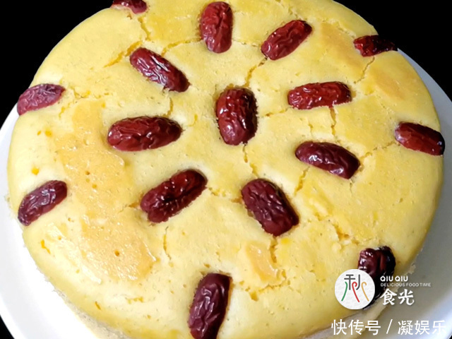 玉米面发糕不粘不塌陷、香甜松软有技巧,手不沾面筷子1搅就做好