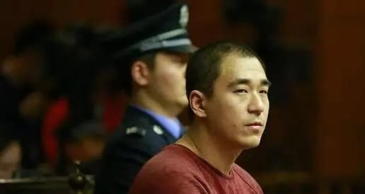 张国立的心酸:声誉摇摇欲坠,儿子烂泥扶不上墙,一辈子“还债”