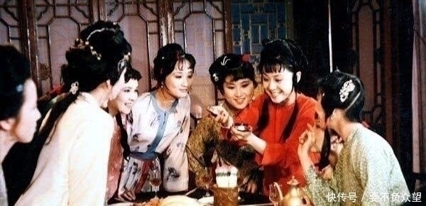 迎春!贾宝玉生日夜宴,请了众姊妹,宝玉为何唯独不请迎春、惜春两人?