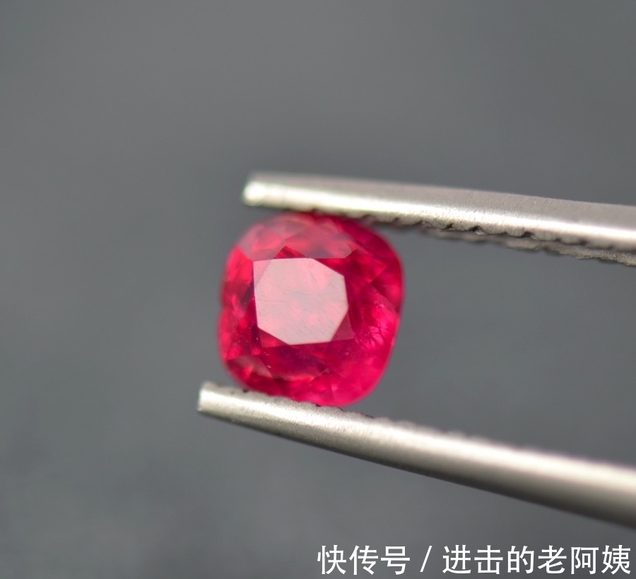 家族|尖晶石家族4大“门面”?最贵的尖晶石都在这篇里