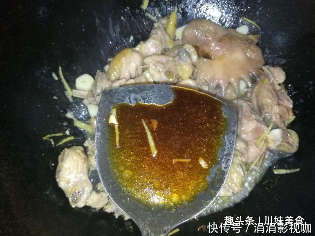  高压锅|鸡肉别再炖鸡汤了，教你一个新吃法，鲜嫩多汁老少皆宜