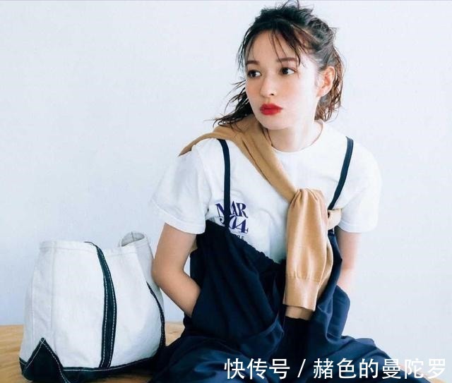 半身裙 夏日服饰不求多,认准几类“白色单品”就够了,百搭得体又耐看