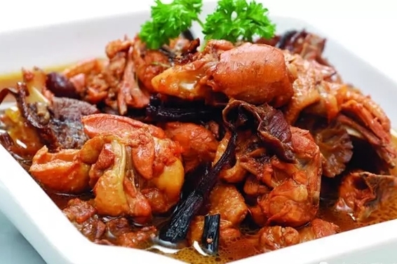 几道下饭菜,特别鲜香入味,好吃到停不下来,米饭又要遭殃了