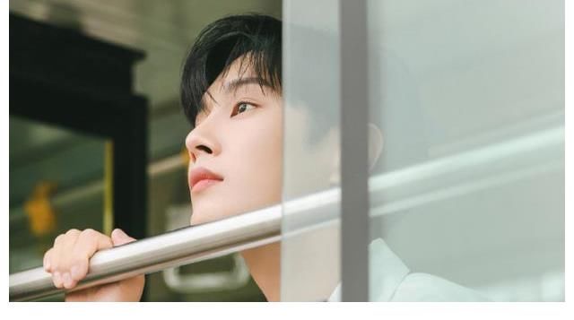 阳光帅气|李汶翰：现处于一个尴尬的位置，新歌来袭送你一个清澈少年