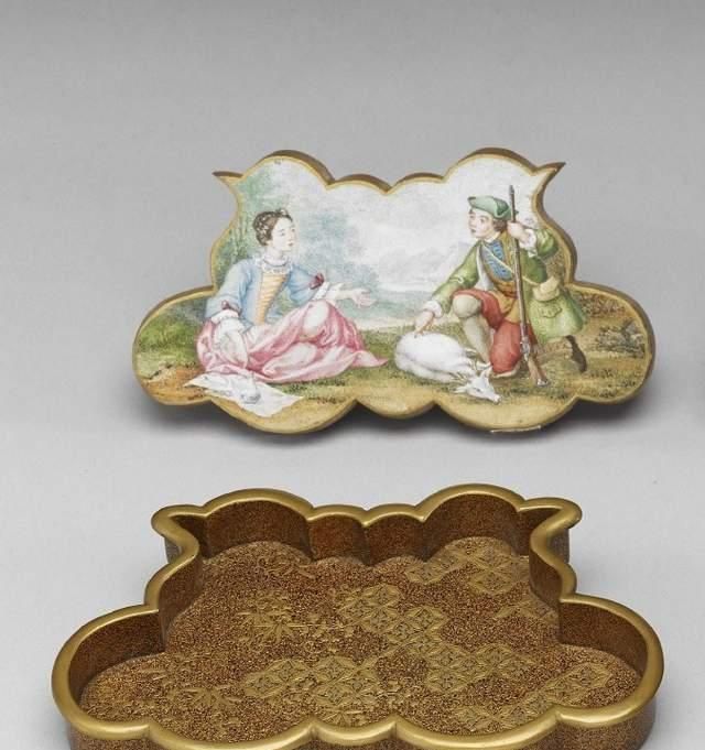 制作|马未都:乾隆皇帝玩过的百宝盒,估价4.6个亿,顶级制作工艺