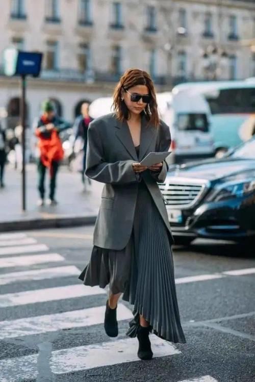 小个子女生春天裙子，记住这3个“技巧”，150穿出165即视感