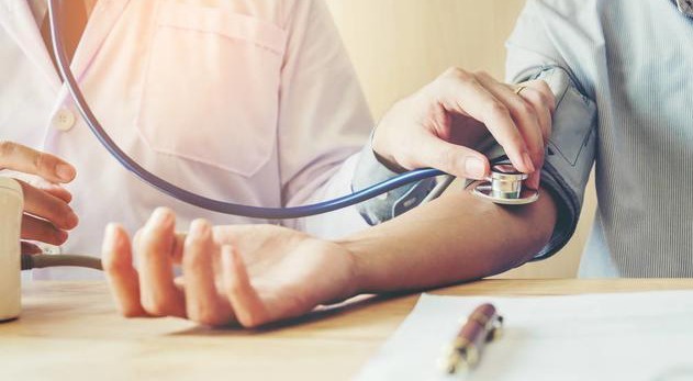 食物|加速高血压的3种食物，若你一个都不爱吃，那恭喜了