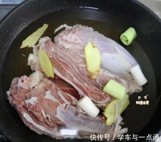 家庭式卤牛肉，配点自制蘸料，过瘾！