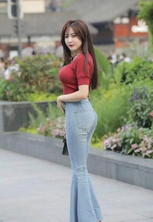 “胯大”的女人需谨慎,穿搭遵循以下原则,“凹凸感”不请自来!