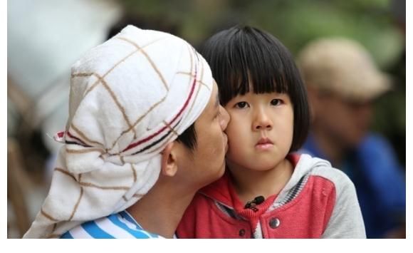 综艺|儿子录综艺留下永久性伤疤，芒果甩锅不承担，看吴镇宇手撕节目组