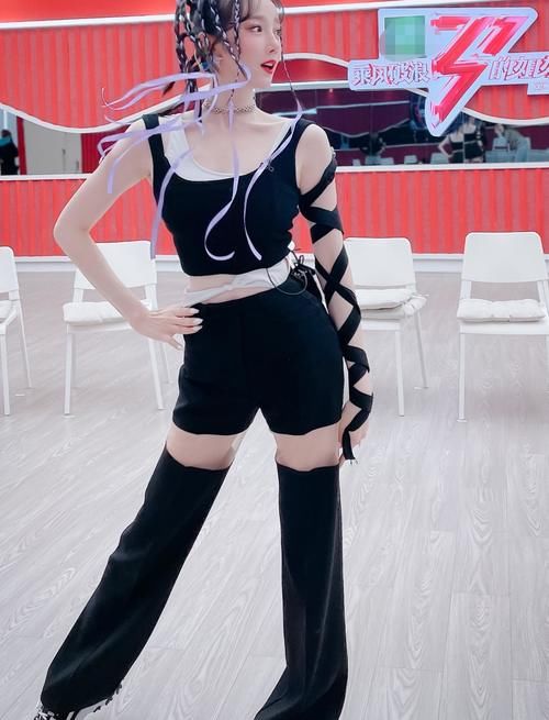 浪姐三公结果：陈妍希4人被淘汰意难平，那英人气第一却引吐槽