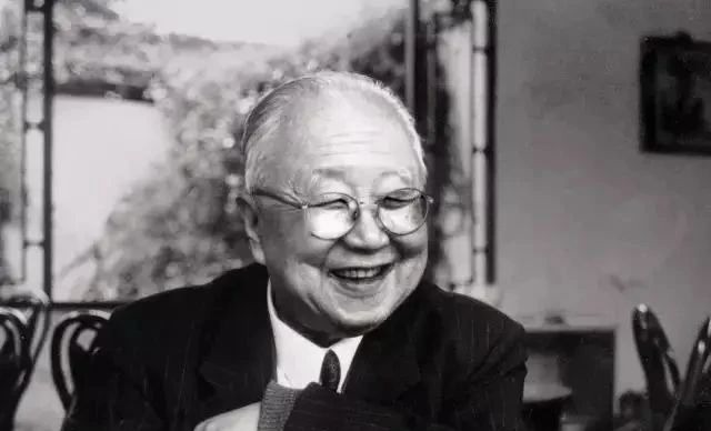 启功@启功六个大字震撼登场,笔法精湛,笔力雄浑,字字精彩,颠覆审美