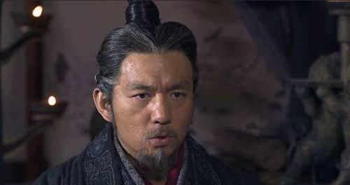 秦国|战神白起对秦国的功劳太大,秦襄王为何不重用他,反而杀了他?