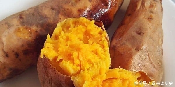 分享一种烤红薯的“土方法”,你也许就这么做过