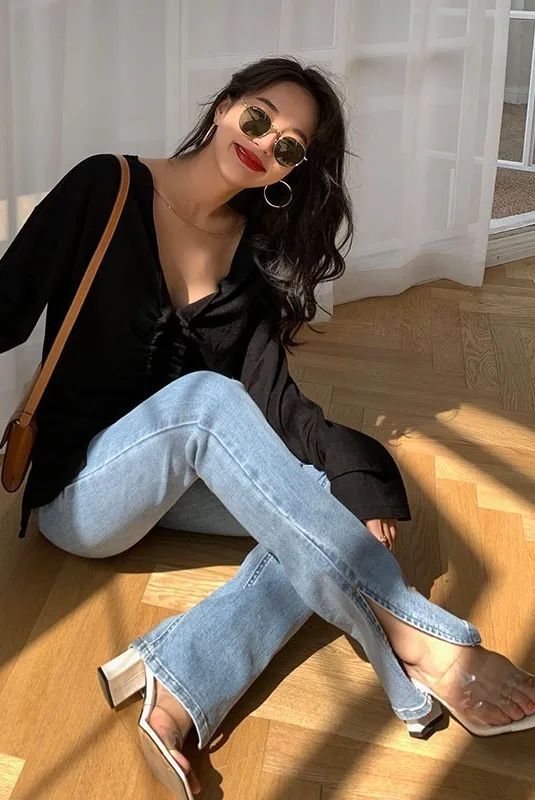 开叉裤|别穿烂大街的阔腿裤了！2021流行这3条裤子，特显高