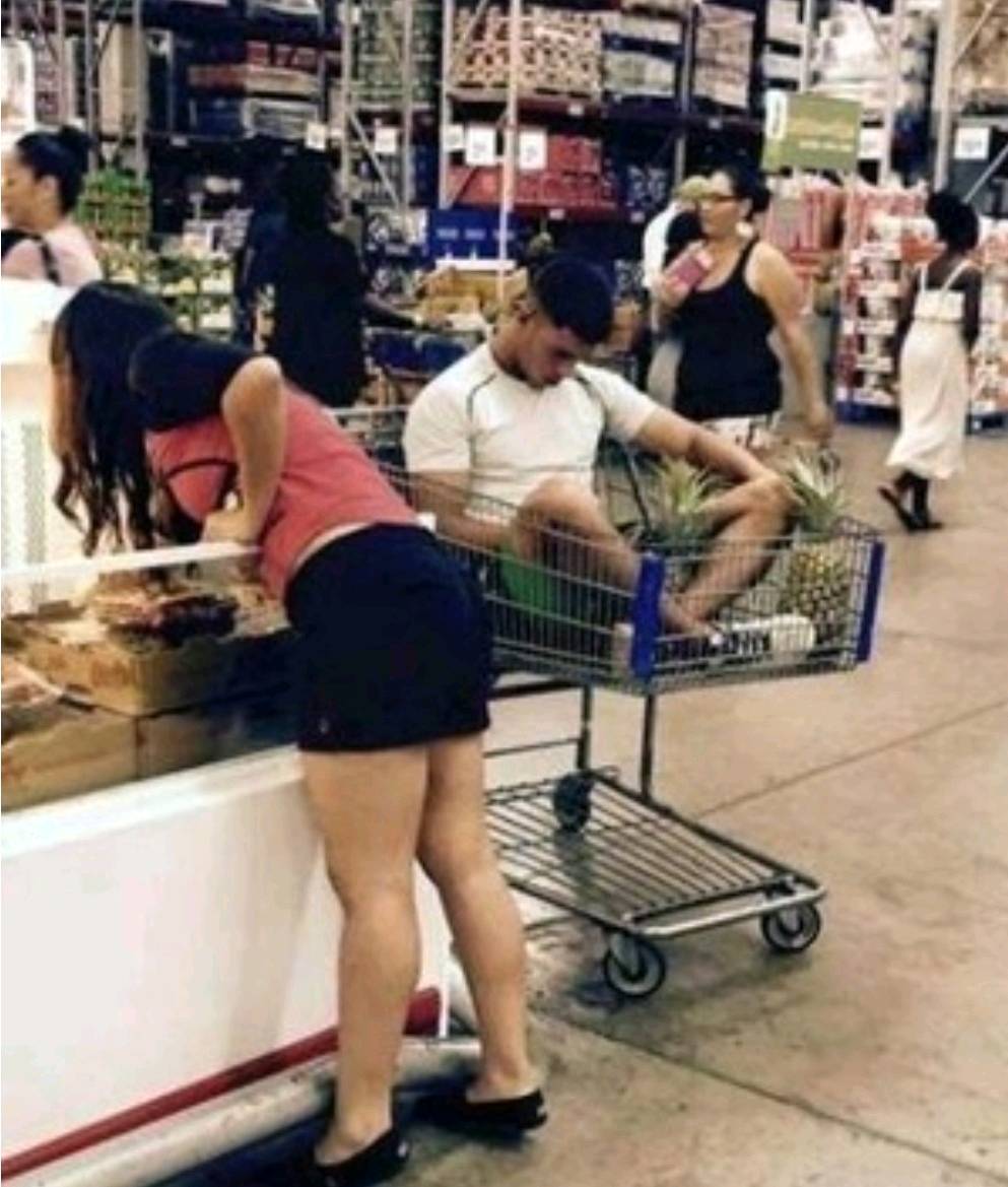 |搞笑图片幽默段子笑话哈哈哈,孩子人家手里的可是真家伙