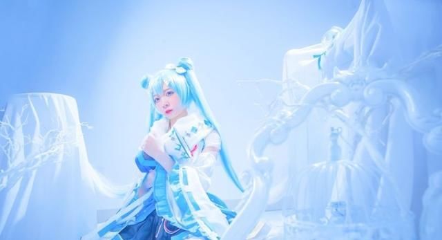 喜欢初音未来|过气歌姬的营业！初音未来还火吗？