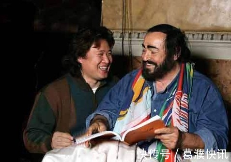 总政歌舞团$1990年,刘燕第一次见歌唱家戴玉强,3年后嫁给他并改变他的人生