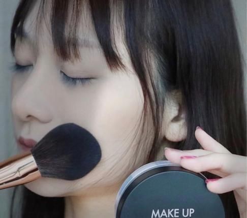 眼妆|女生很加分的3个化妆细节,希望你能都拥有