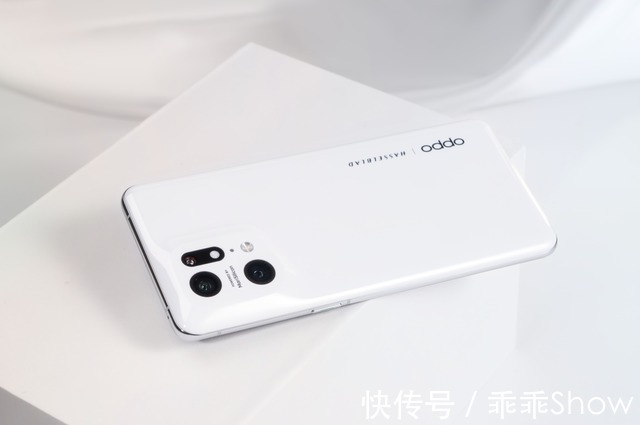 2k+|少见的纯白机身,Find X5 Pro正式发布,影像实力全面升级