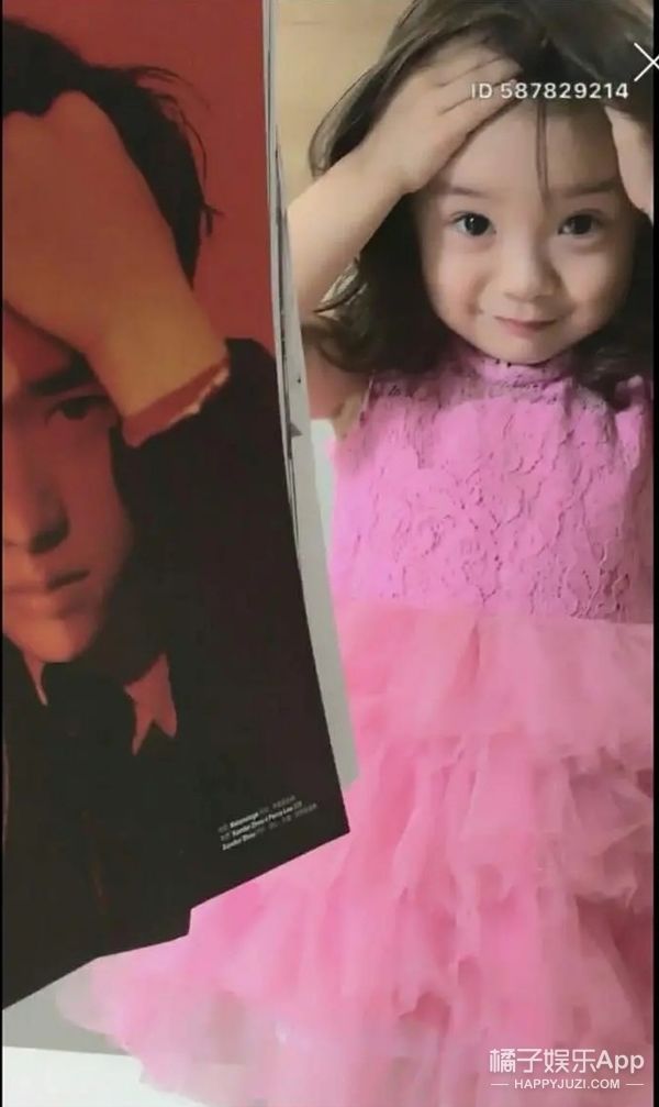 還記得《放開我北鼻》哈琳嗎？她和易烊千璽拍戲了。