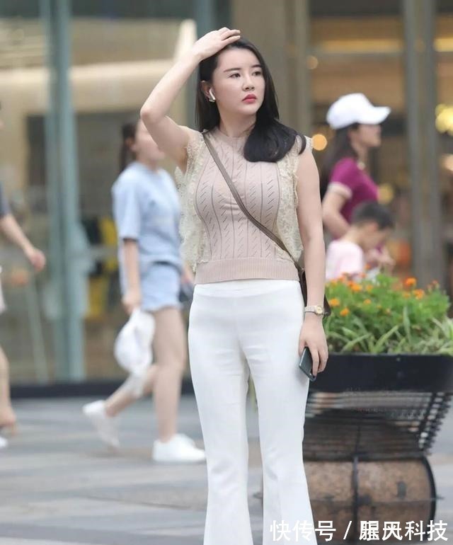 打底裤 想要穿搭有层次美,别总指望“打底裤”,这样让你优雅出众!