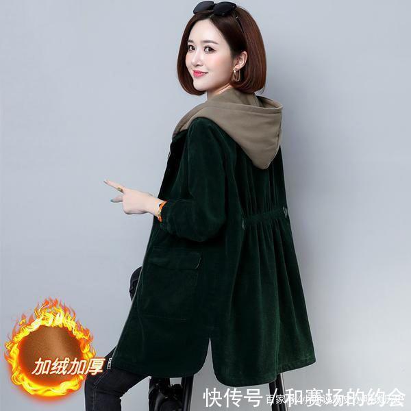 今秋又火了一种穿搭，叫“森女系外套+暖暖裤”，高贵典雅又显嫩