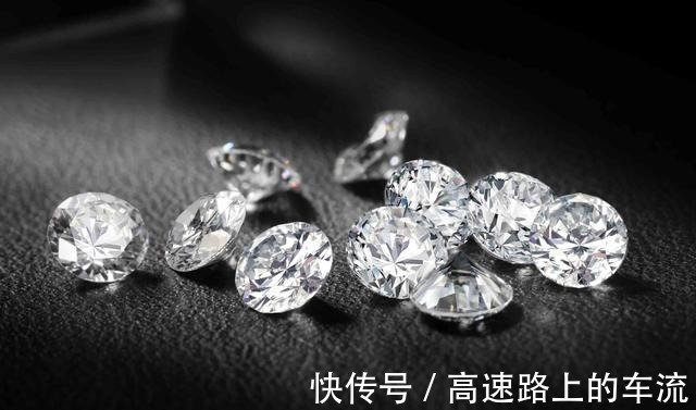 真话 假如珠宝柜员说的是真话!