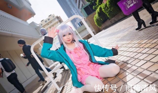兴趣|对于Cosplay你更注重于还原,还是兴趣,有人说不还原不配玩COS