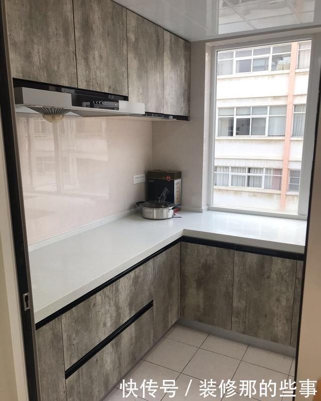 新房|130平新房装修花22万,客厅没阳台但超级漂亮,最满意一屋子窗帘