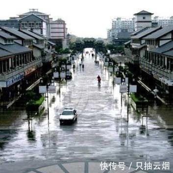 离开|清朝一位风水大师路过一个小镇,仰天长笑三声,再也没离开过