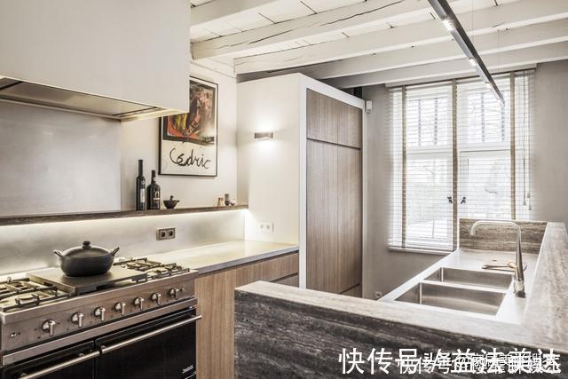 房屋|翻新过后的农舍房屋,从黑暗到安静舒适彻底转变
