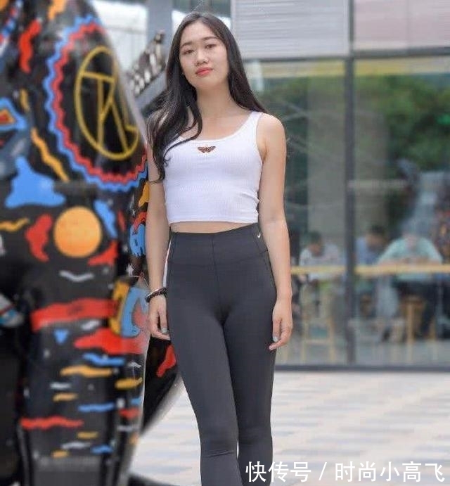 身姿 精美的版型修身效果特好，瑜伽裤塑造高挑挺拔的身姿