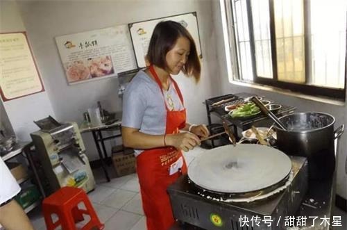 流动|盘点流动地摊小吃卖什么好,适合一个人做小吃生意