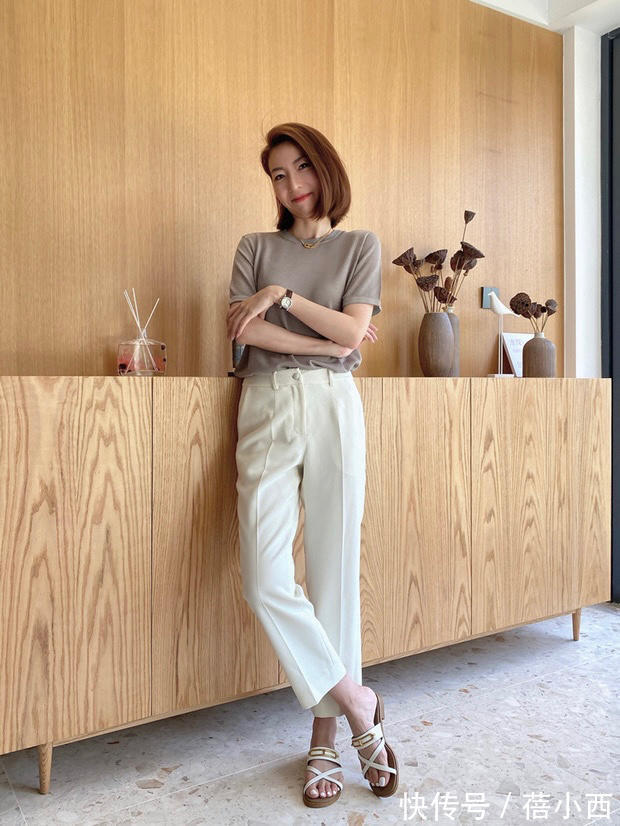 利落|30、40+女性的职场风怎么穿!掌握这4点,get优雅又高级的气场