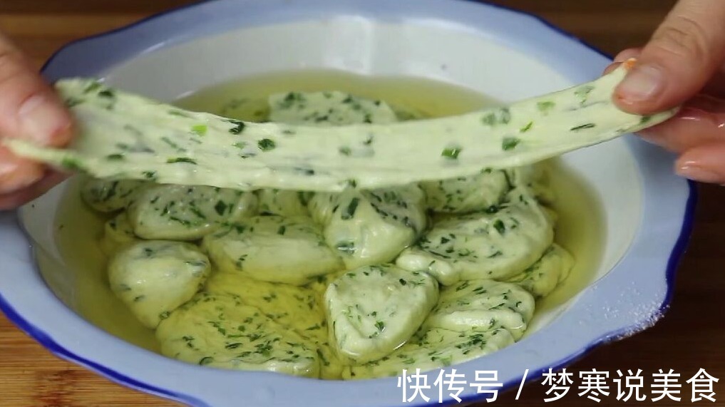 2个西红柿,1把韭菜,教你新做法,营养又解馋,越吃越过瘾