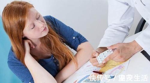 整成網(wǎng)紅的韓安冉，與女兒對比，網(wǎng)友：女兒好看多了