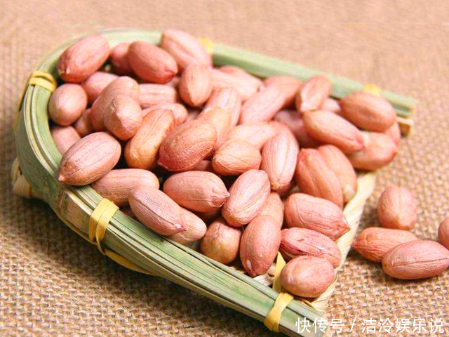 红皮|同样是花生,“红皮”和“白皮”的区别这么大知道后别再瞎买了