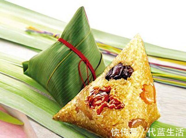 包粽子,从不用水煮粽叶,1个小技巧粽子软糯清香更入味