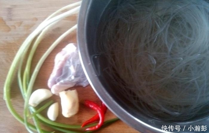 天太热,来一个重口味开开胃,比火锅还香,一天三顿吃都喜欢